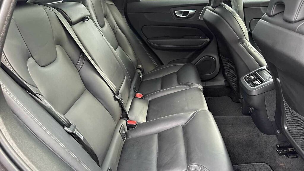 Volvo XC60 Ultra, B5 Awd Mild Hybrid, Dark RV25TJX Grey #6
