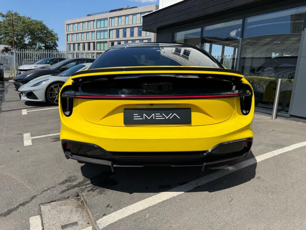 Lotus Emeya 102Kwh R 4Wd Dual Motor Yellow #3