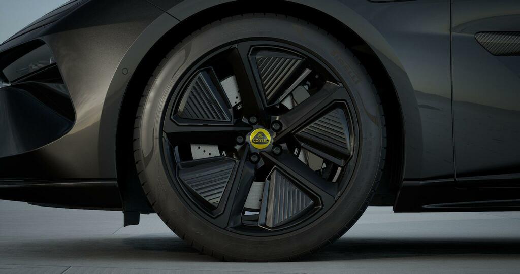 Lotus Emeya 102Kwh R 4Wd Dual Motor Black #4