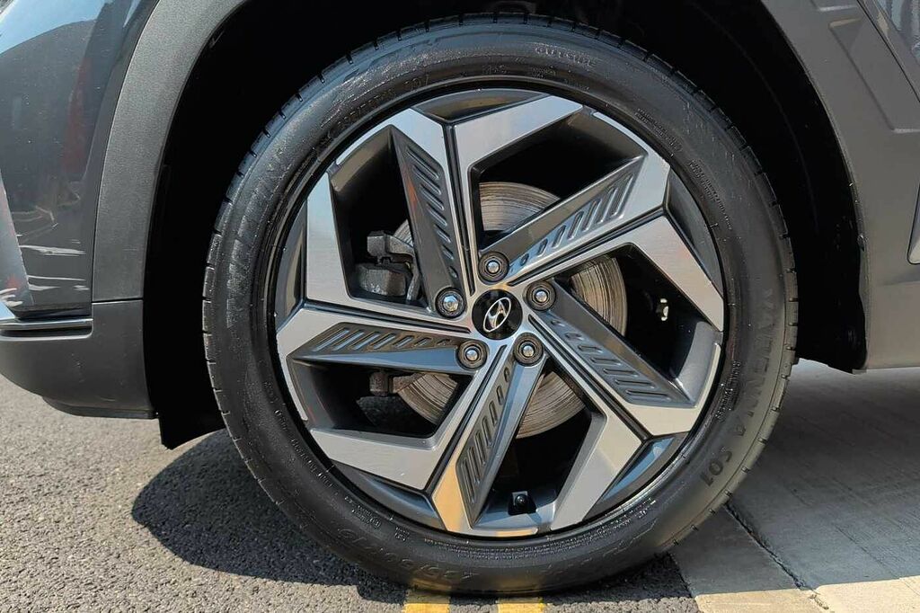 Hyundai Tucson 1.7 Crdi Blue Drive Se Nav Suv E White #25