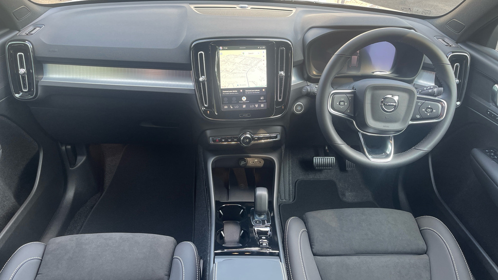 Volvo XC40 Plus, B3 Mild Hybrid, Dark Silver #5
