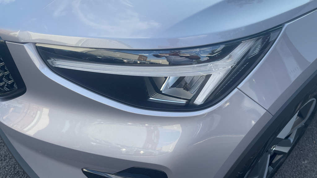 Volvo XC40 Plus, B3 Mild Hybrid, Dark Blue #37