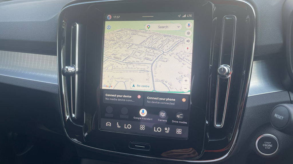 Volvo XC40 Plus, B3 Mild Hybrid, Dark Blue #16