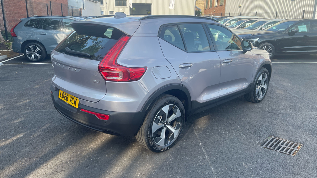Volvo XC40 Plus, B3 Mild Hybrid, Dark Blue #43