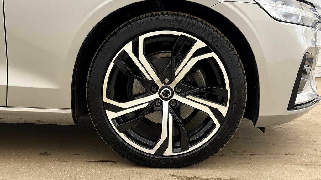Volvo V60 Plus, B4 Mild Hybrid, Dark Blue #15