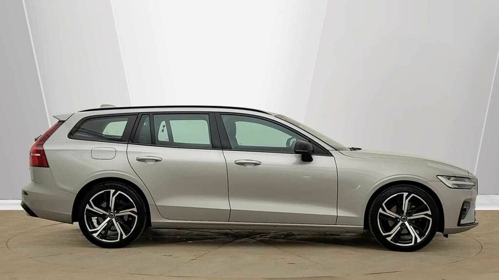 Volvo V60 Plus, B4 Mild Hybrid, Dark Silver #2