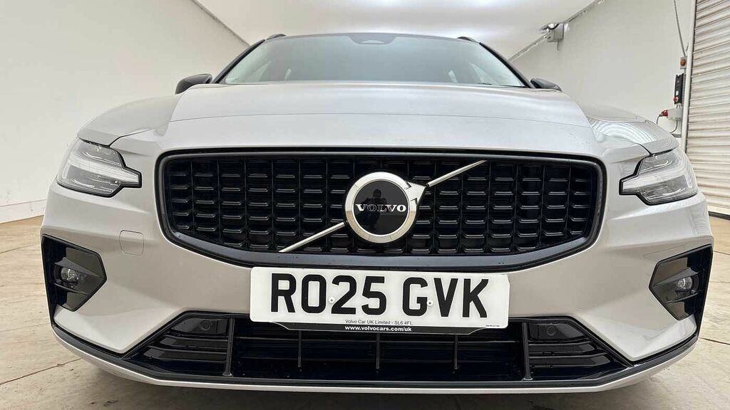 Volvo V60 Plus, B4 Mild Hybrid, Dark Blue #23