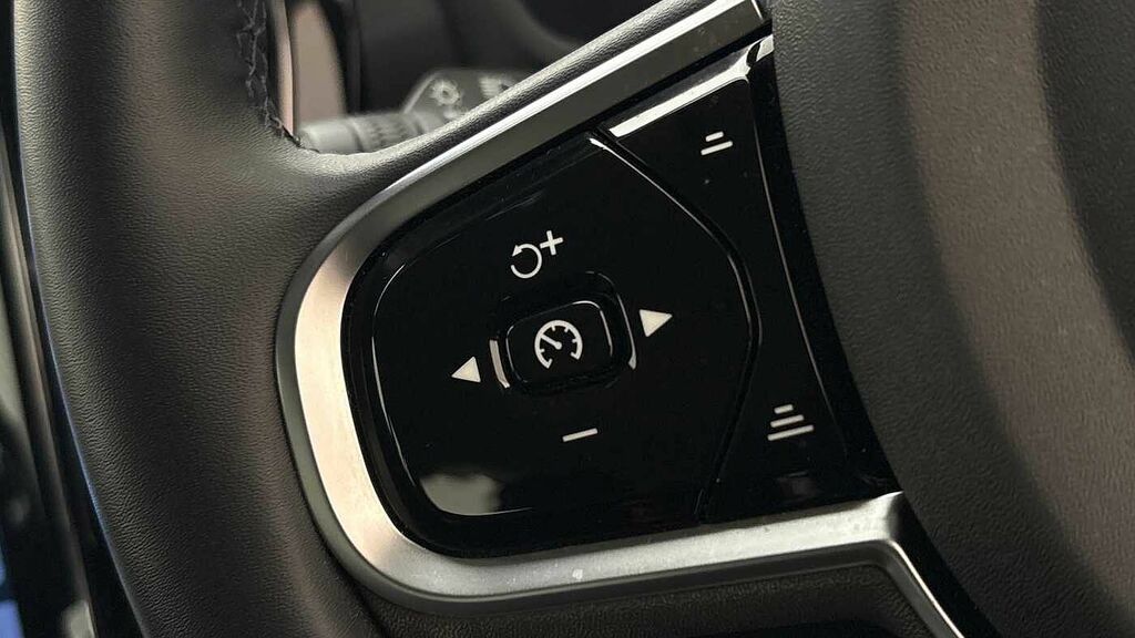 Volvo V60 Plus, B4 Mild Hybrid, Dark Blue #30
