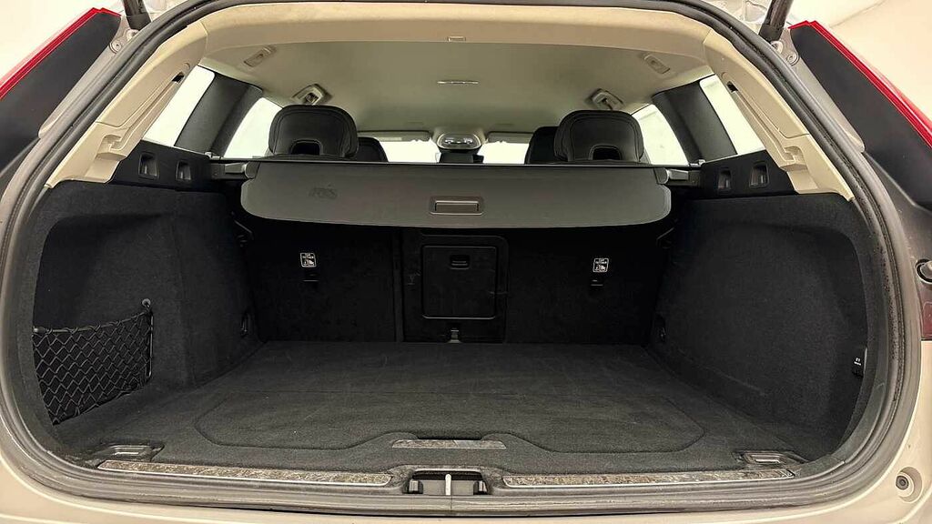 Volvo V60 Plus, B4 Mild Hybrid, Dark Blue #13
