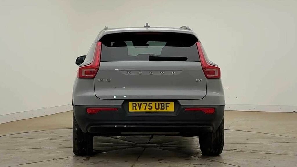 Volvo XC40 Plus, B4 Mild Hybrid, Dark RV75UBF Grey #4