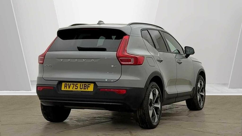 Volvo XC40 Plus, B4 Mild Hybrid, Dark RV75UBF Grey #3