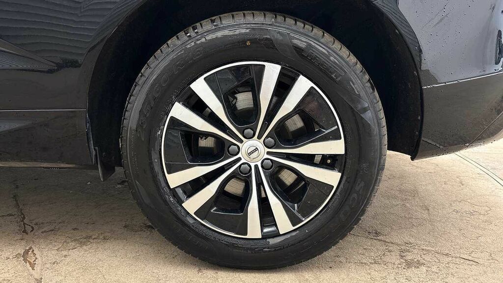 Volvo XC60 Core, B5 Awd Mild Hybrid, Black #4