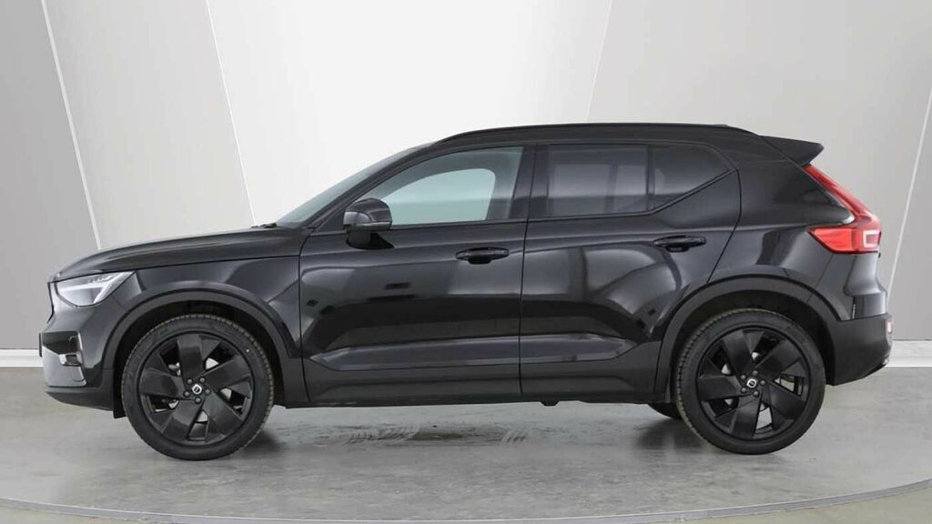 Volvo XC40 Black Edition Plus, B3 Mild Hybrid, Black #6