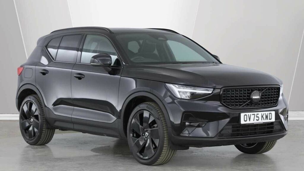 Volvo XC40 Black Edition Plus, B3 Mild Hybrid, Black