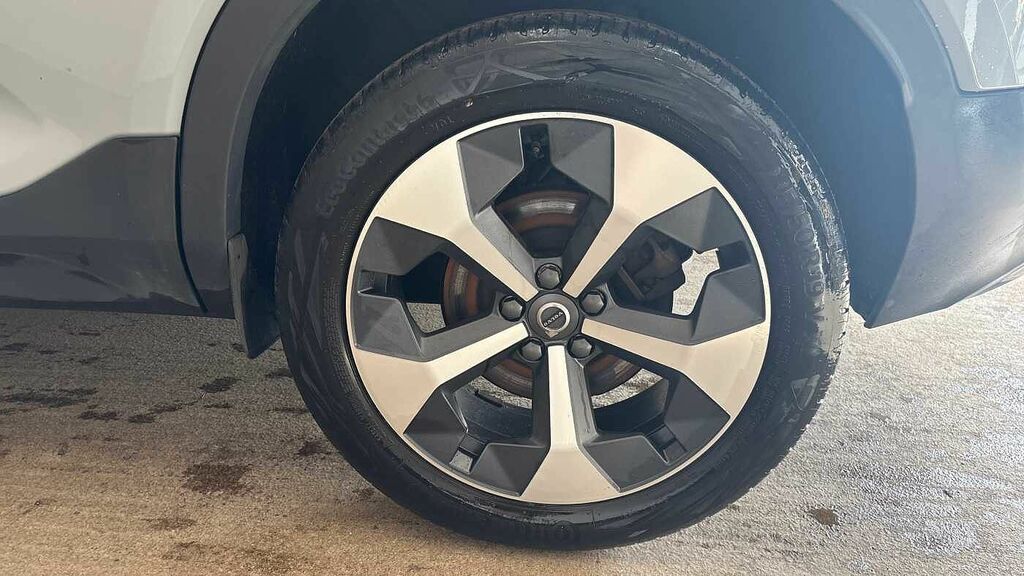 Volvo XC40 Plus, B4 Mild Hybrid, Dark Grey #4