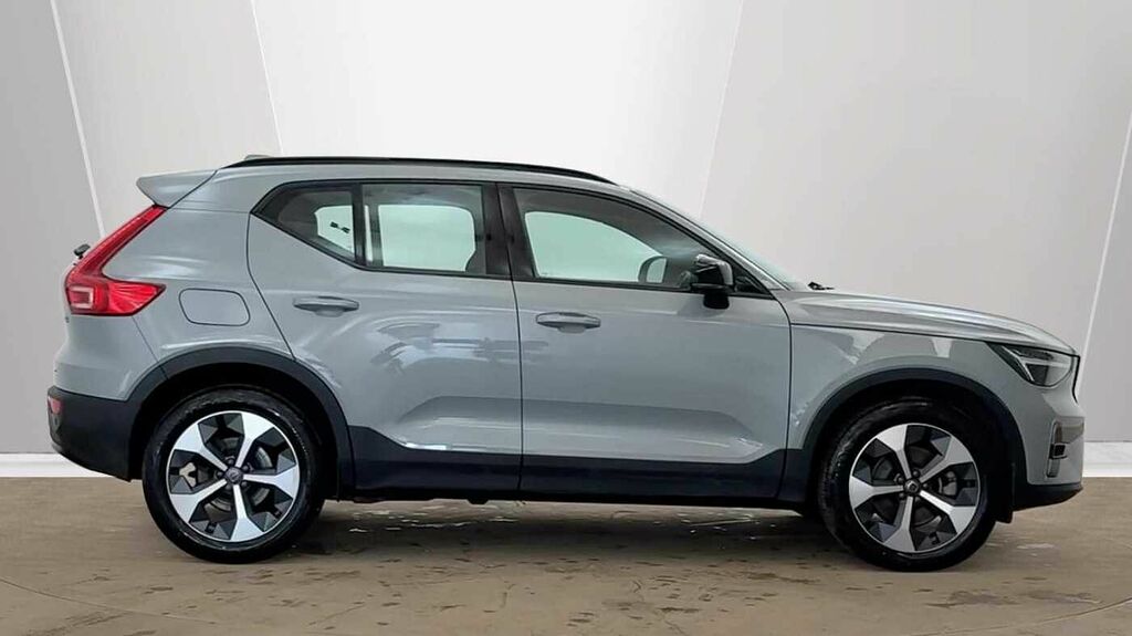 Volvo XC40 Plus, B4 Mild Hybrid, Dark Grey #2
