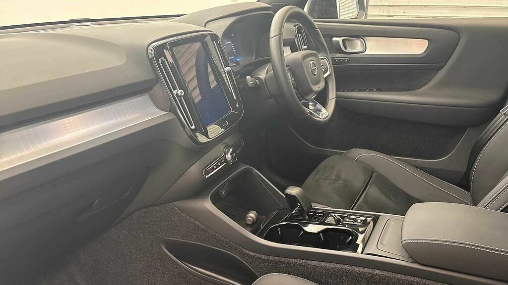 Volvo XC40 Plus, B4 Mild Hybrid, Dark Grey #6