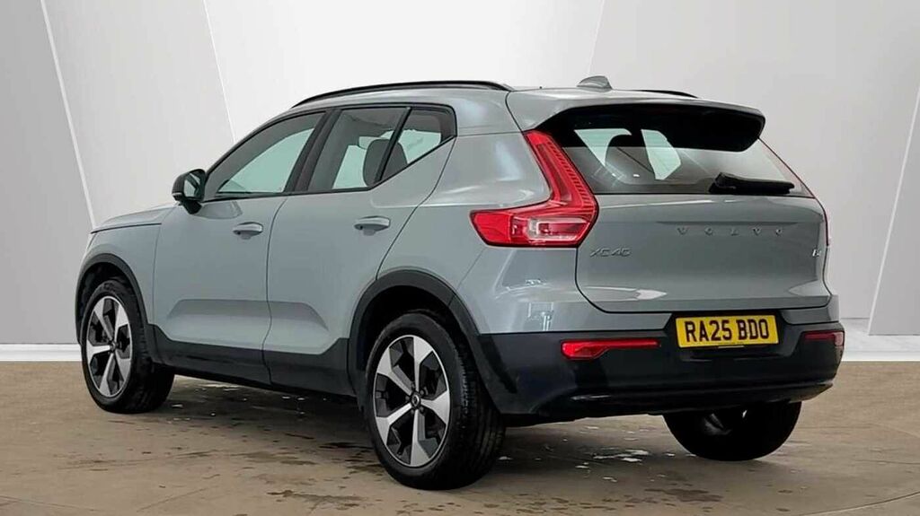 Volvo XC40 Plus, B4 Mild Hybrid, Dark Grey #3