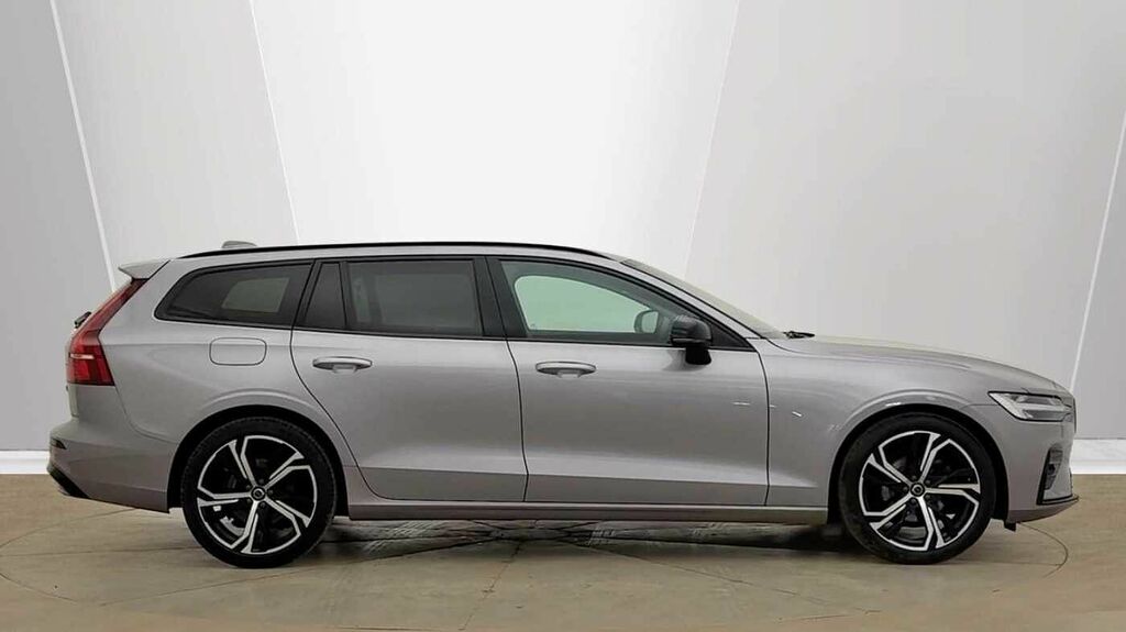 Volvo V60 Plus, B4 Mild Hybrid, Dark Silver #2