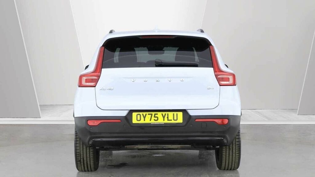 Volvo XC40 Plus, B4 Mild Hybrid, Dark OY75YLU Blue #4