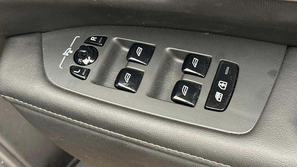Volvo V90 2.0 T8 455 Phev Ultra Dark Awd Black #23