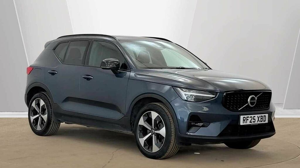 Volvo XC40 Plus, B3 Mild Hybrid, Dark Blue