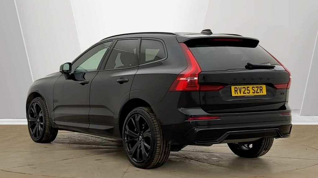 Volvo XC60 Black Edition Ultra, B5 Awd Mild Hybrid, Black #3
