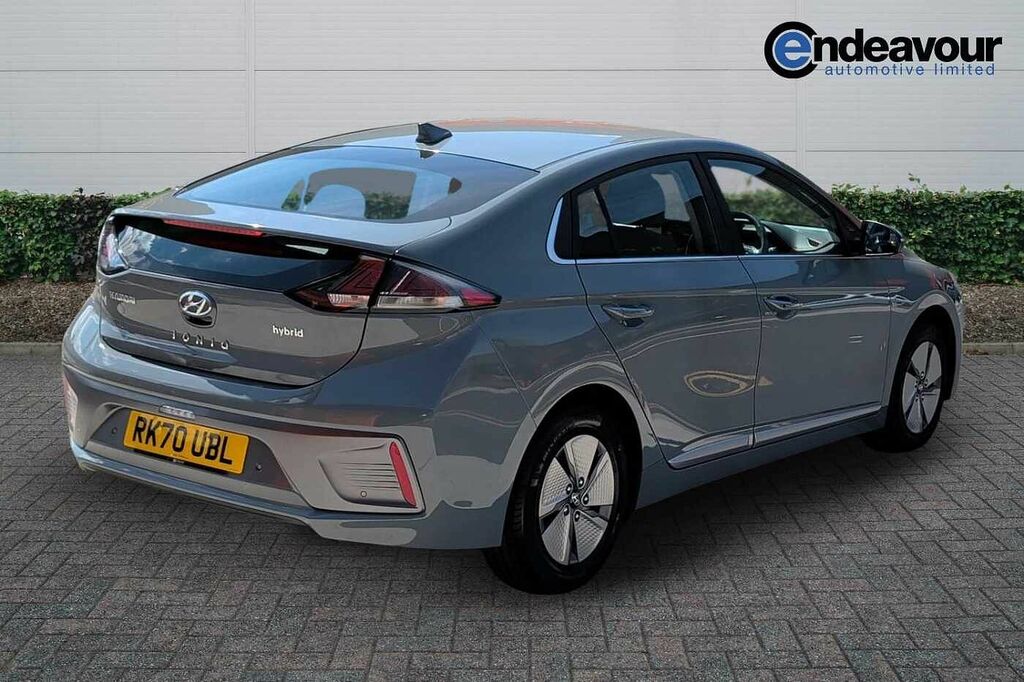 Hyundai Ioniq 1.6 Gdi Hybrid Premium Dct RK70UBL Grey #3