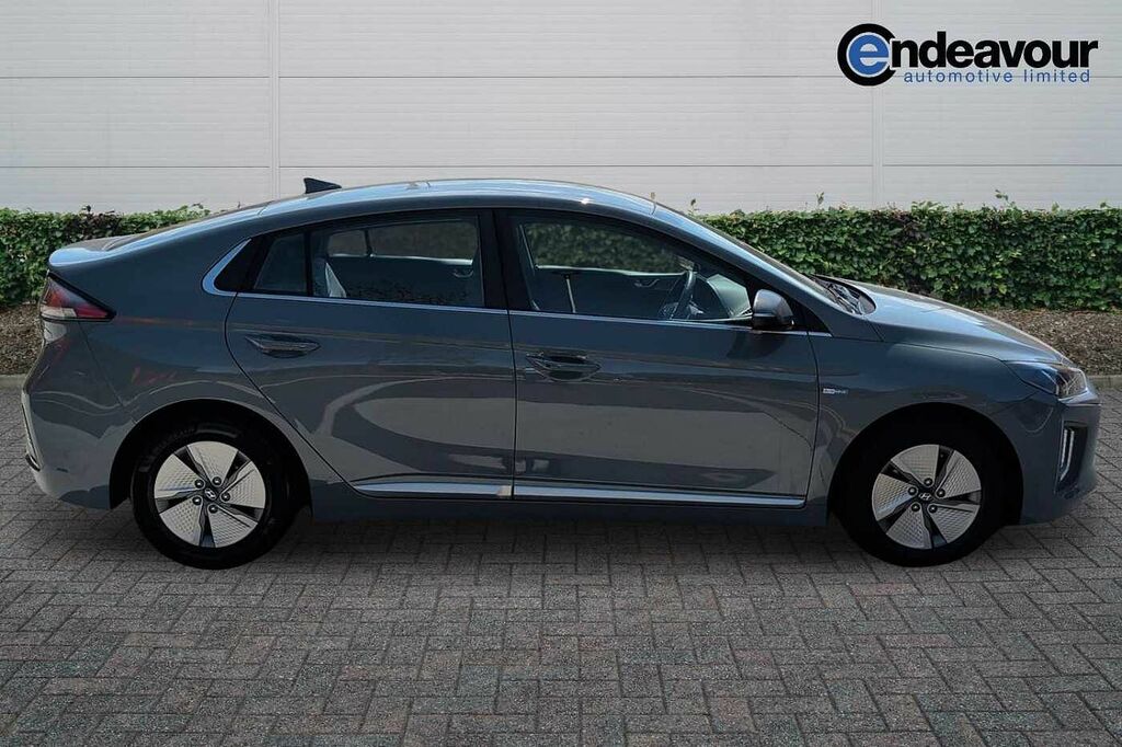 Hyundai Ioniq 1.6 Gdi Hybrid Premium Dct RK70UBL Grey #2
