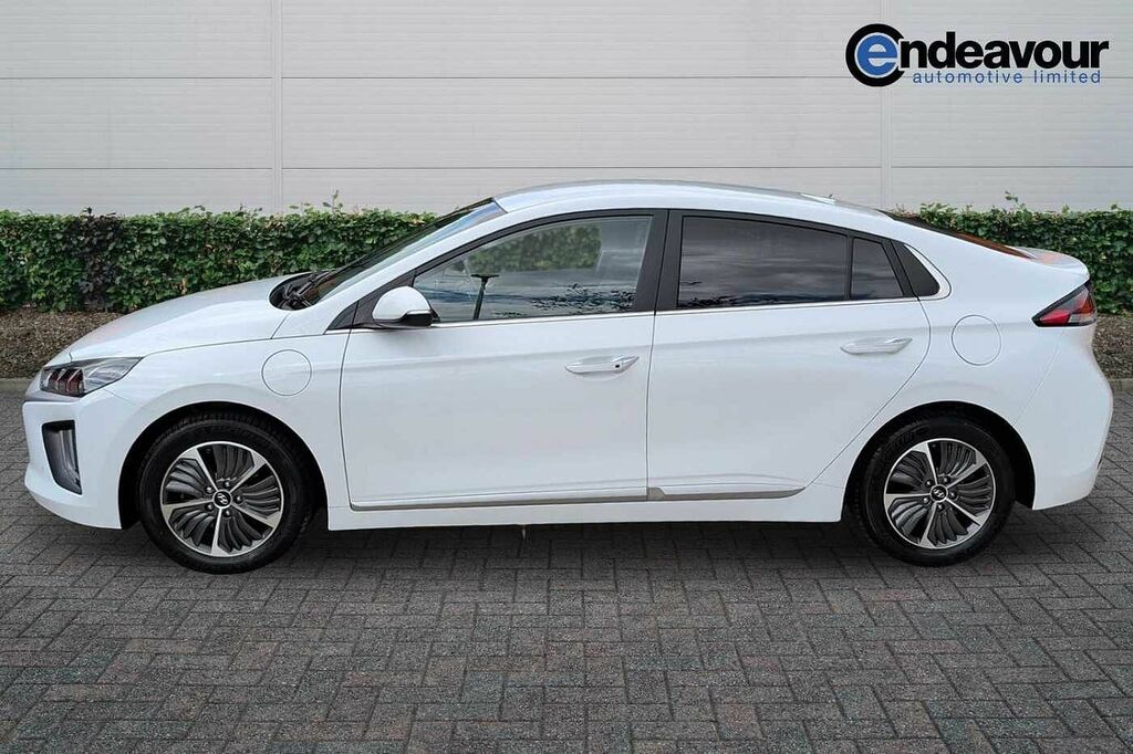 Hyundai Ioniq 1.6 Gdi Plug-in Hybrid Premium Se Dct White #6
