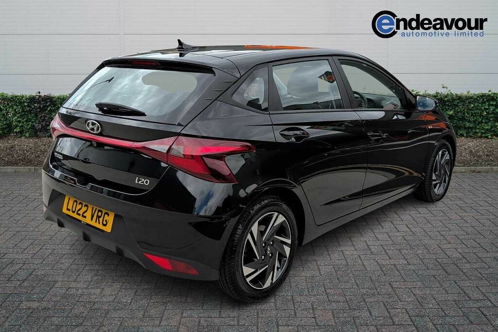 Hyundai I20 1.0T Gdi 48V Mhd Se Connect Black #3
