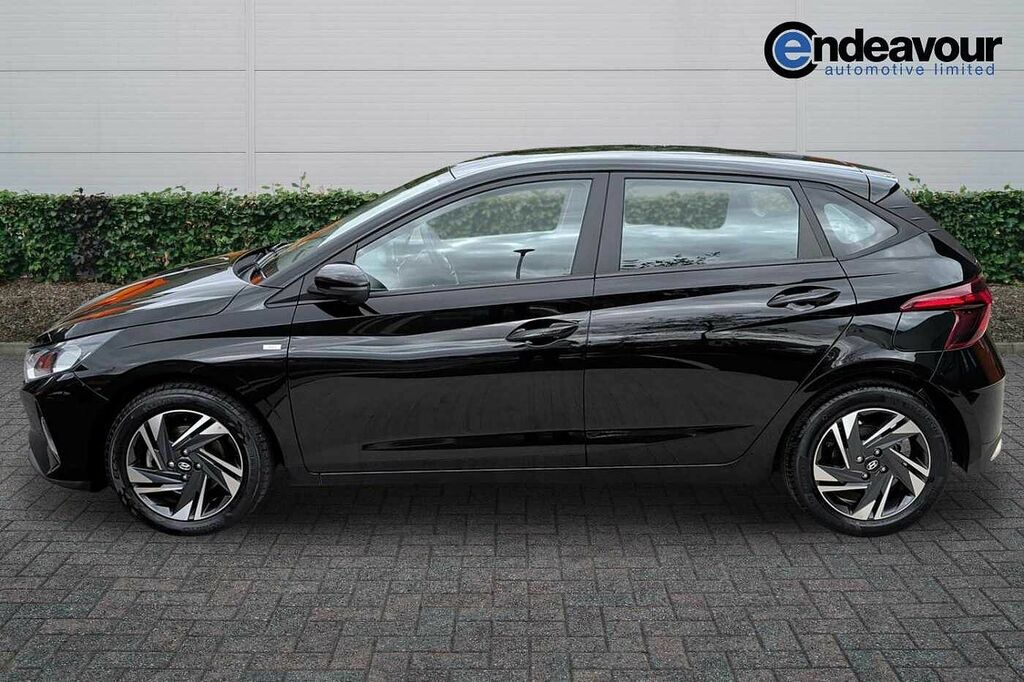 Hyundai I20 1.0T Gdi 48V Mhd Se Connect Black #6