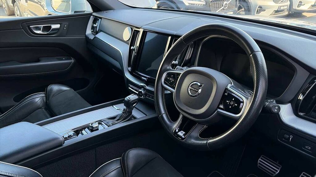 Volvo XC60 T5 Awd R-design Grey #4
