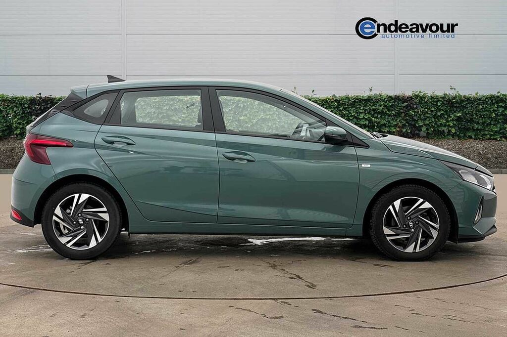Hyundai I20 1.0T Gdi 48V Mhd Se Connect Dct Green #4