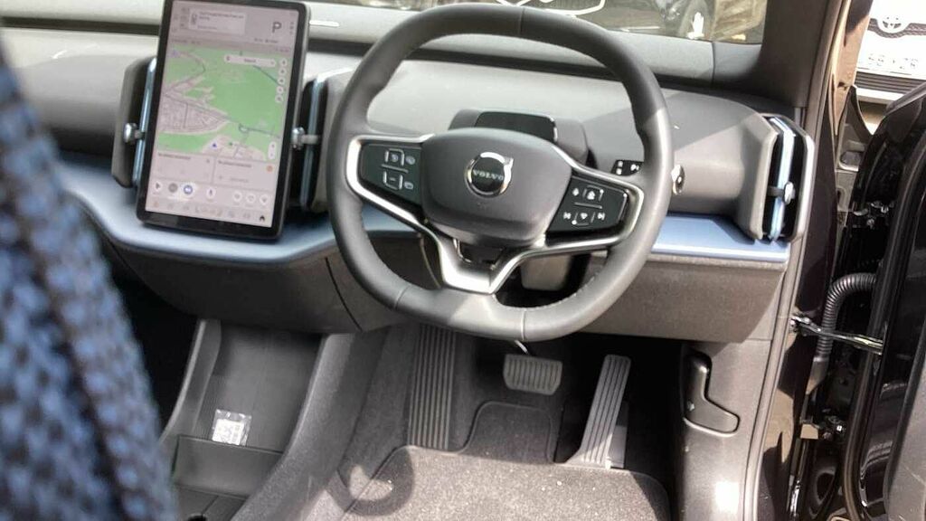 Volvo EX30 Ultra, Twin Motor Performance, Black #5