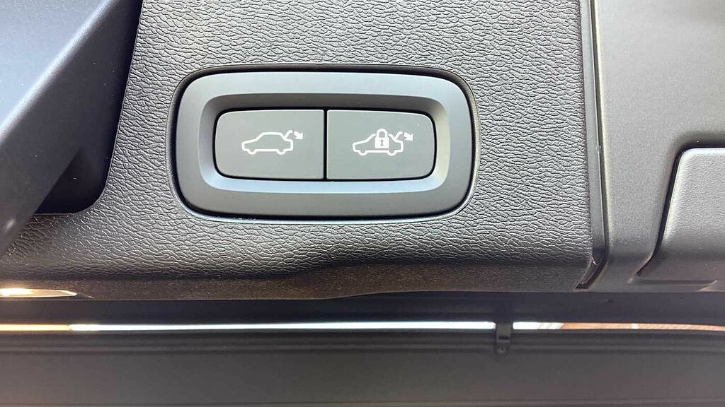 Volvo XC60 Core, T6 Awd Plug-in Hybrid, Blue #33
