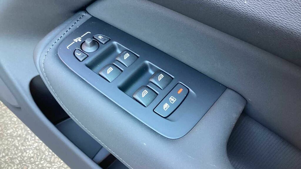 Volvo XC60 Core, T6 Awd Plug-in Hybrid, Blue #22