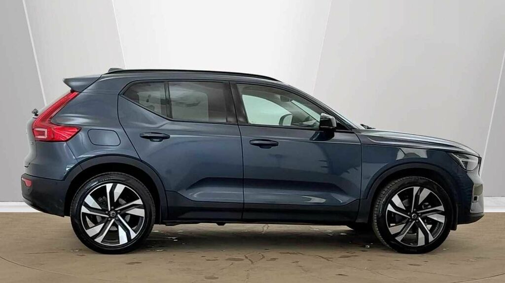 Volvo XC40 Ultra, B4 Mild Hybrid, Dark Blue #2
