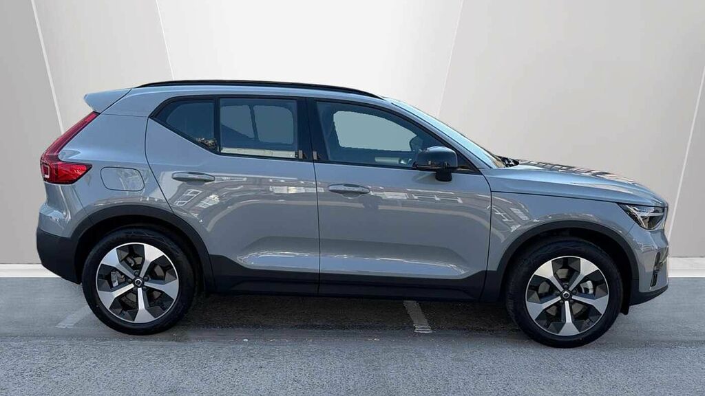 Volvo XC40 Plus, B3 Mild Hybrid, Dark LC26FBR Grey #3
