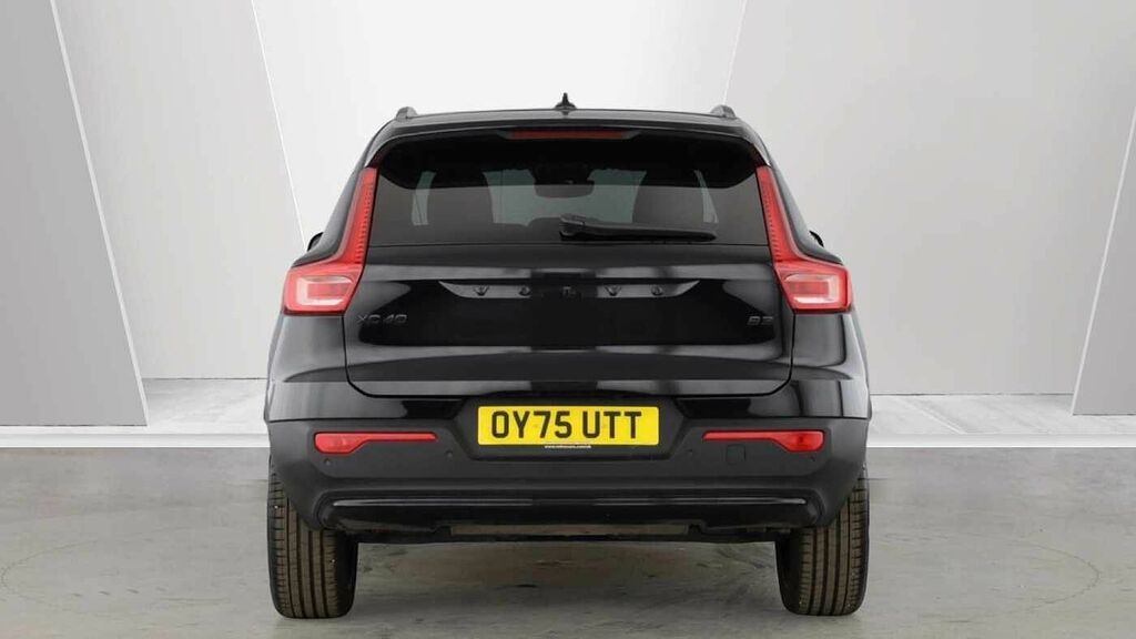 Volvo XC40 Black Edition Ultra, B3 Mild Hybrid, Black #4