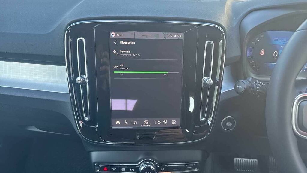 Volvo XC40 B3 Mild Hybrid Ultra Dark Blue #14