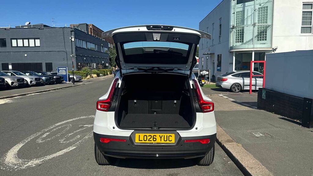 Volvo XC40 B3 Mild Hybrid Ultra Dark Blue #13