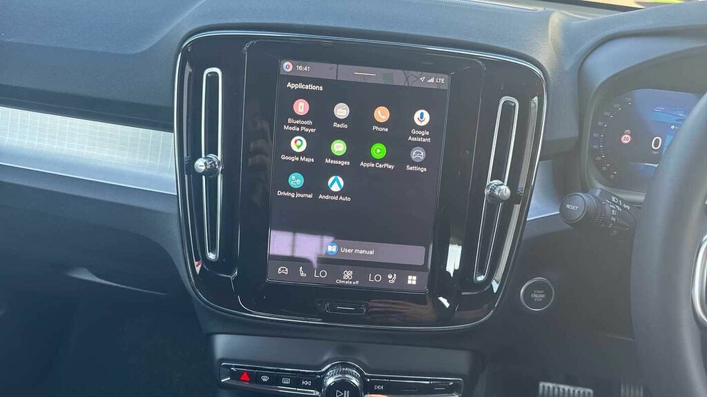 Volvo XC40 B3 Mild Hybrid Ultra Dark Blue #17