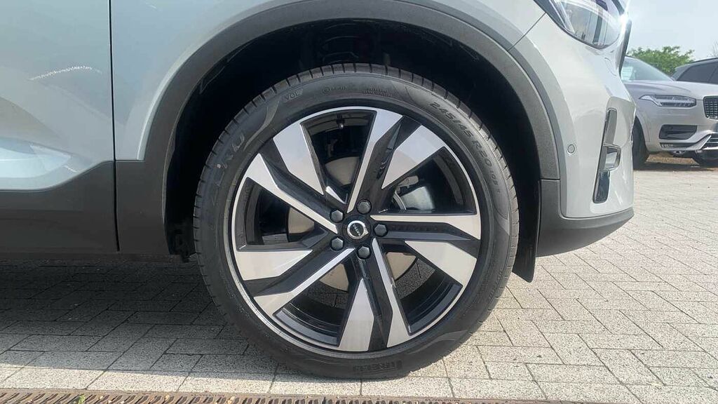 Volvo XC40 Black Edition Ultra, B4 Mild Hybrid, Black #9