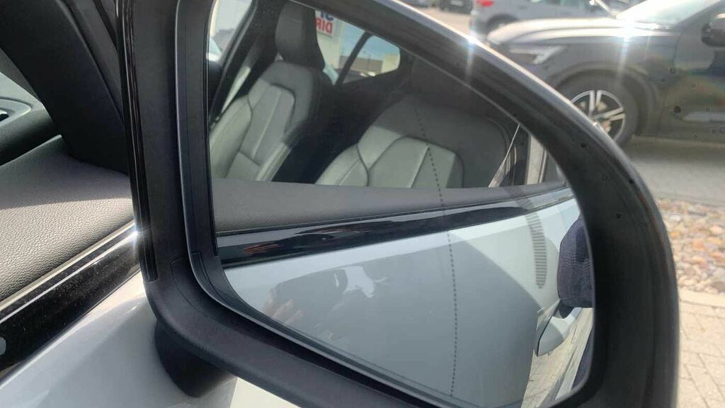 Volvo XC40 Black Edition Ultra, B4 Mild Hybrid, Black #31