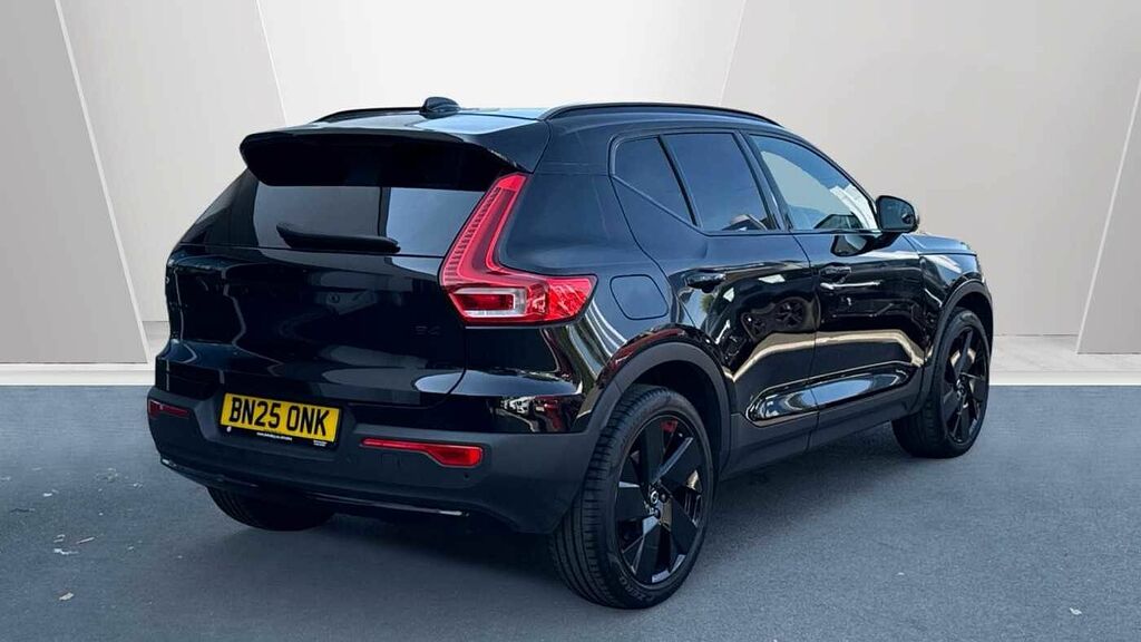 Volvo XC40 Black Edition Plus, B4 Mild Hybrid, Black #2