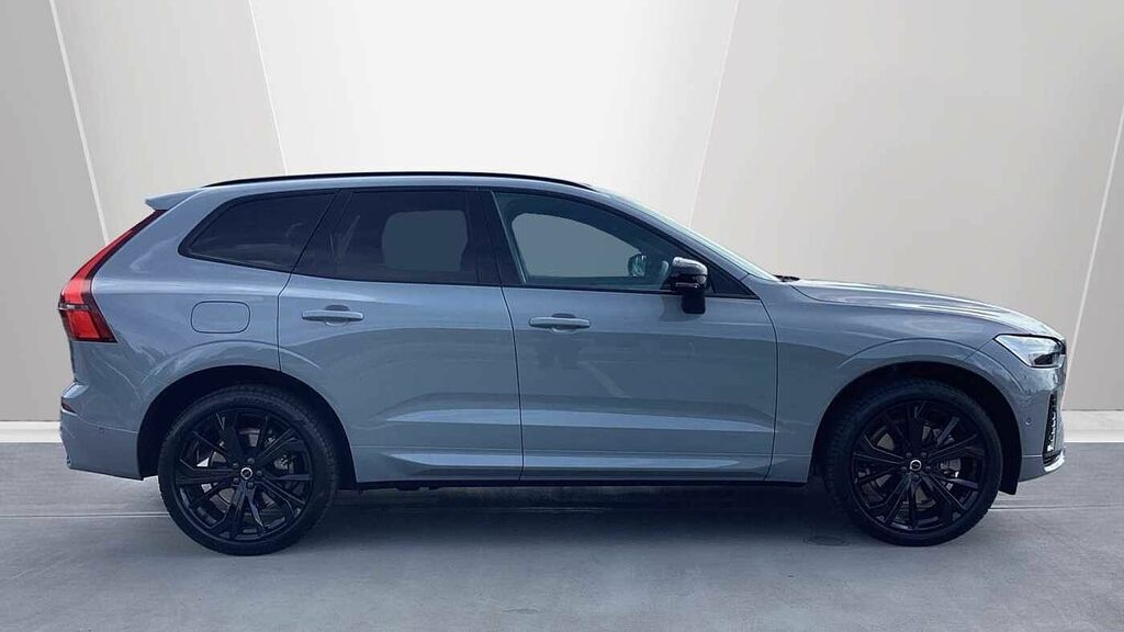 Volvo XC60 Black Edition Plus, T6 Awd Plug-in Hybrid, Electri Grey #3