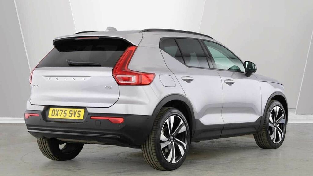 Volvo XC40 Ultra, B3 Mild Hybrid, Dark OX75SVS Silver #3