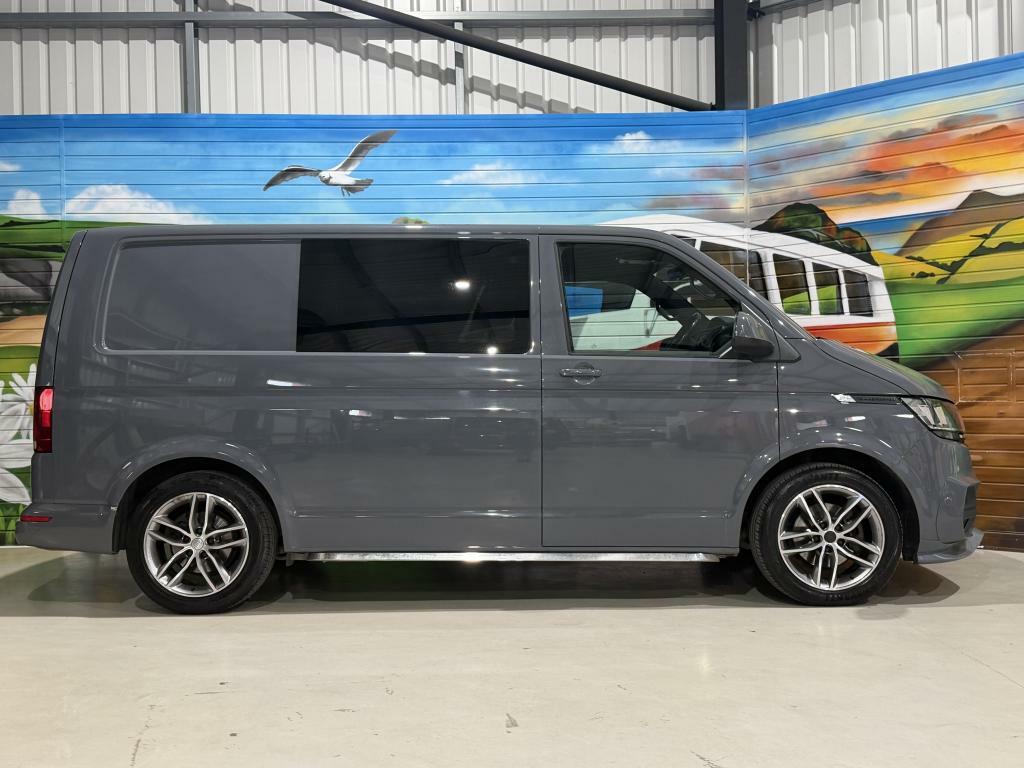 Volkswagen Transporter 2.0 Tdi Dsg T6 T30 150 Bhp Caravelle Kombi Va Grey #6