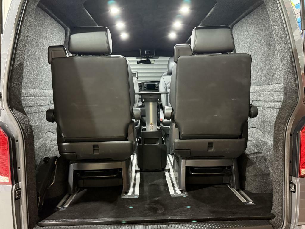 Volkswagen Transporter With Popup Roof-rockroll-hob-sink  #19